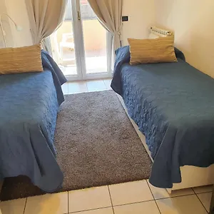 לינה וארוחת בוקר Brezza Marina